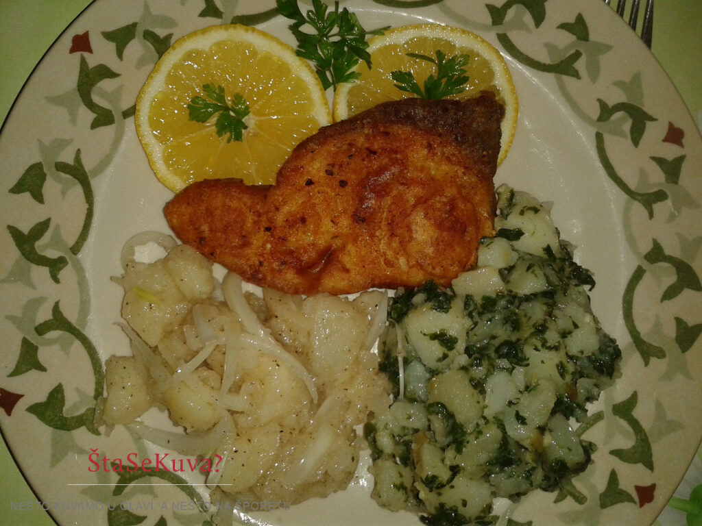 Posna večera: pečeni tolstolobik, krompir salata sa blitvom i krompir salata sa lukom