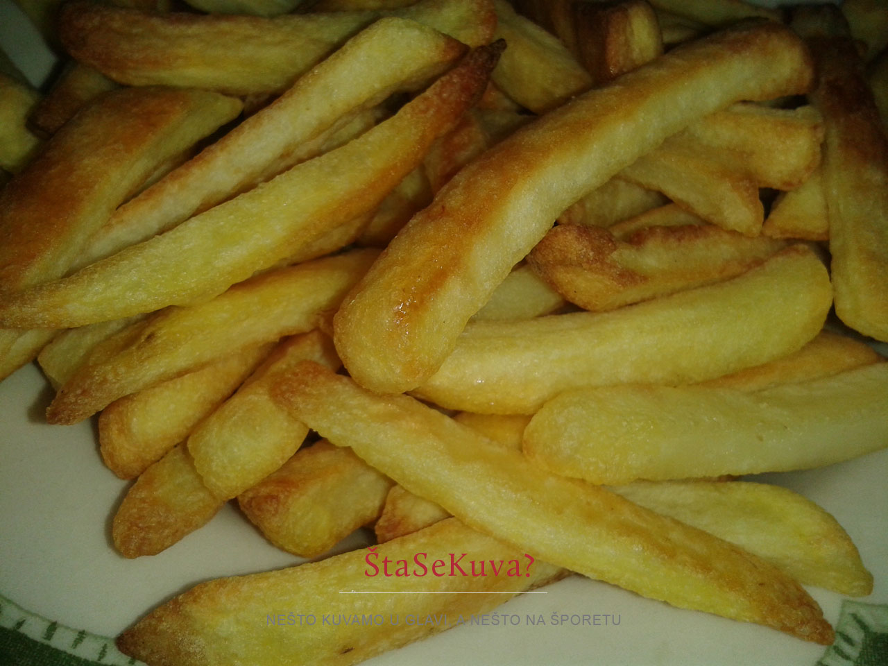 Pomfrit iz rerne pecen na suvo (bez ulja)