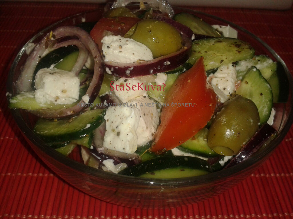 grcka-salata-u-ciniji